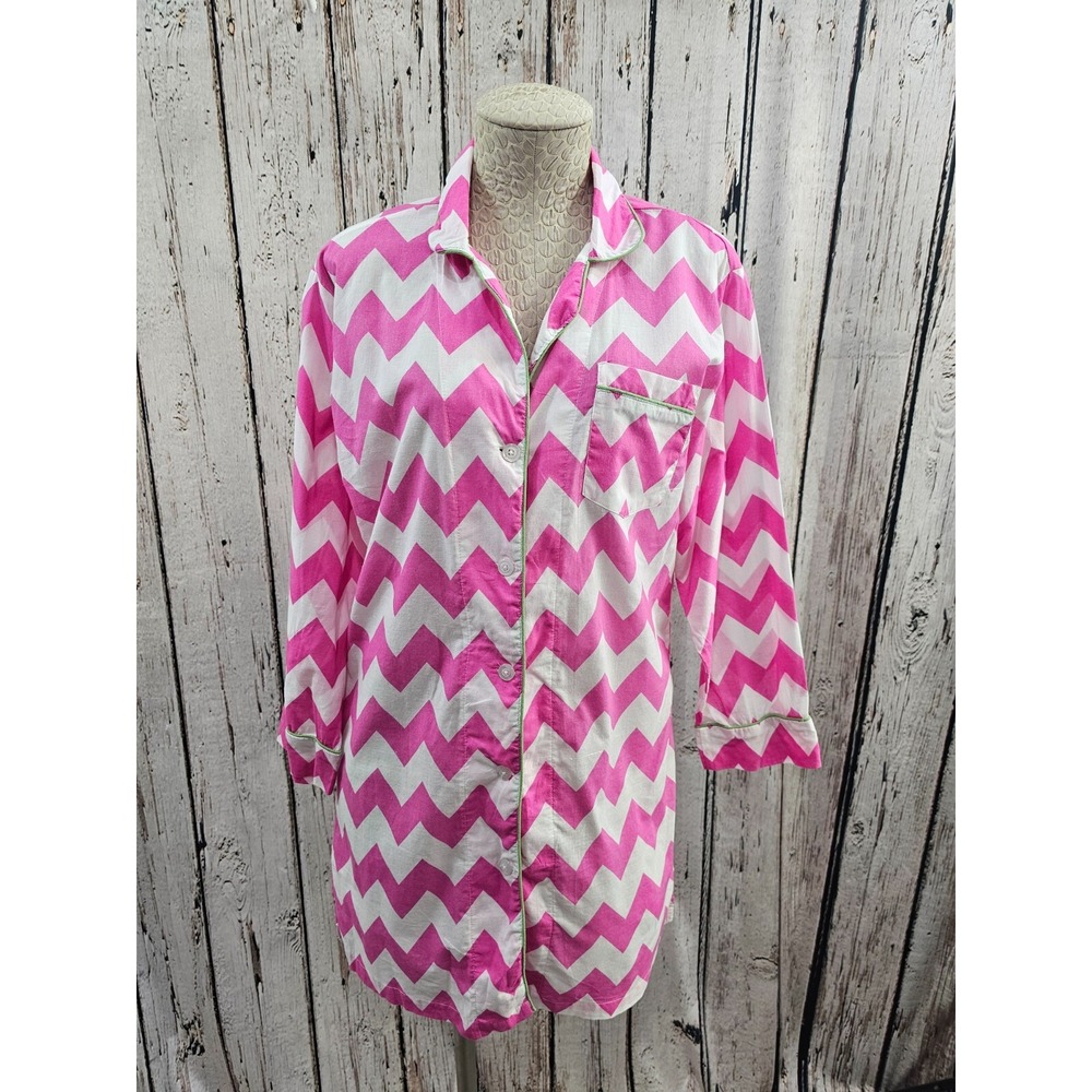 Women's S Malabar Bay Button Down Long Sleeve Bed Shirt Pink Chevron‎ Print Top